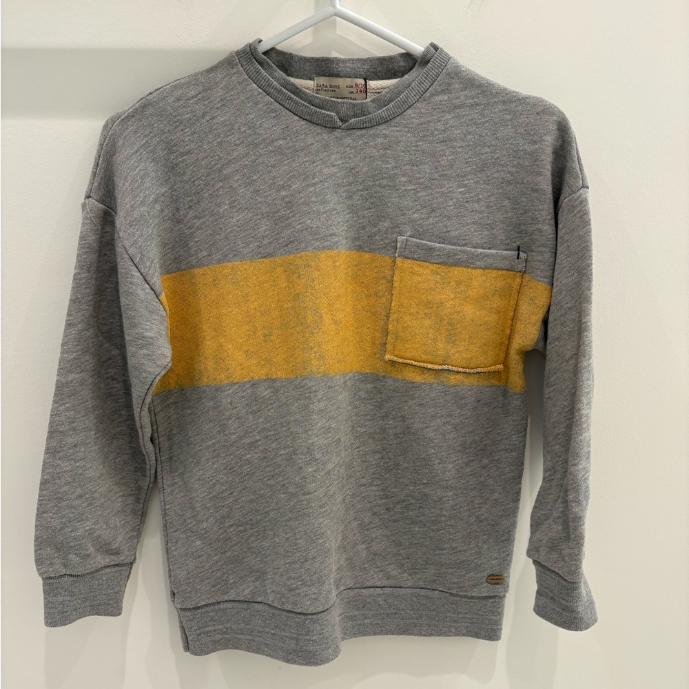 ZARA - Boys Grey and Yellow Striped Crewneck Sweatshirt